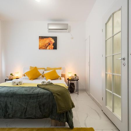 Light-Monza-Unirii Apartman Bukarest Kültér fotó