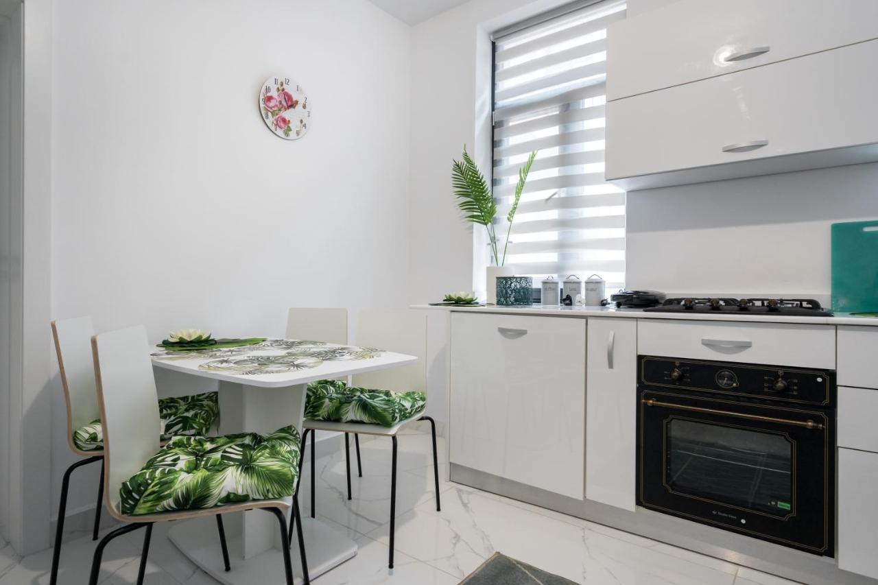 Light-Monza-Unirii Apartman Bukarest Kültér fotó