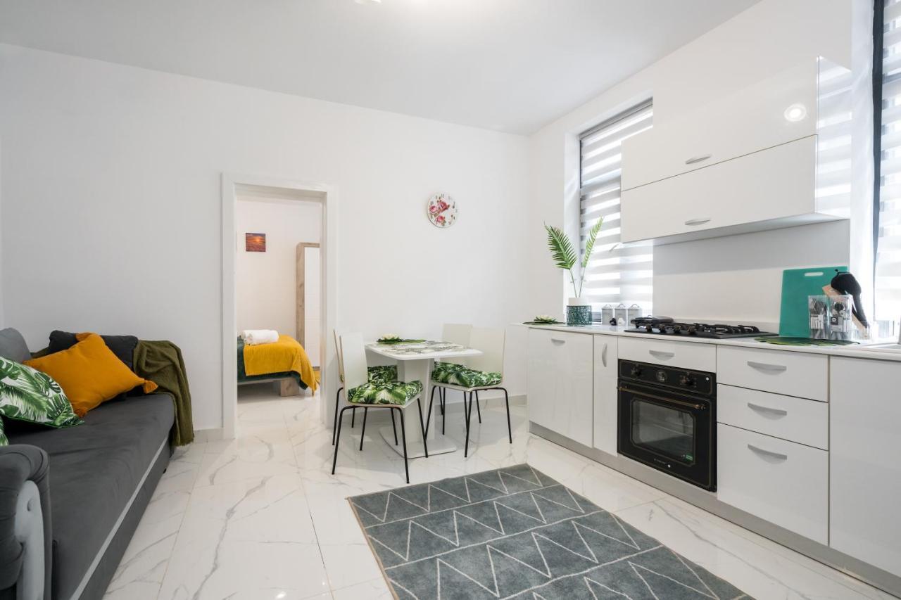 Light-Monza-Unirii Apartman Bukarest Kültér fotó